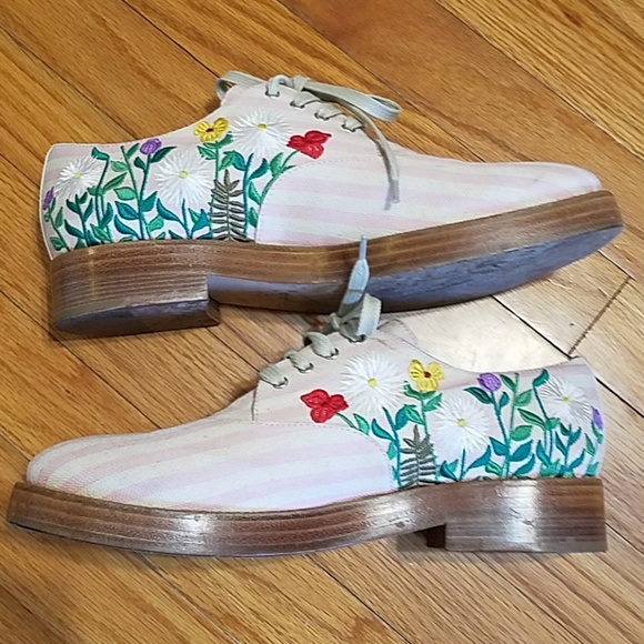 Laurence Dacade Shoes - Laurence Dacade Floral Embroidered Shoes